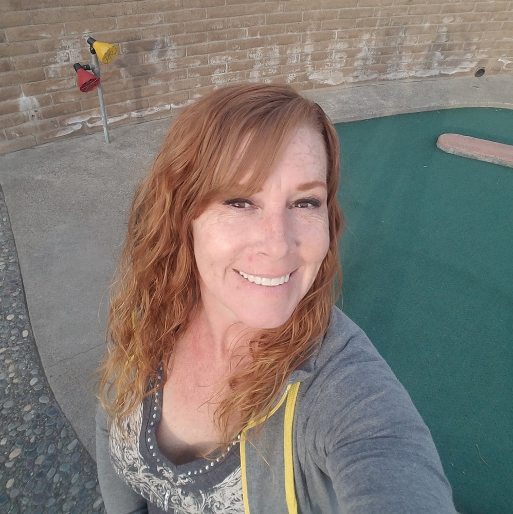 Meet your Posher, Angela